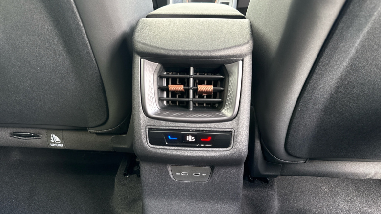 CUPRA Terramar 1.5 eTSI 150 V2 5dr DSG Petrol Hatchback